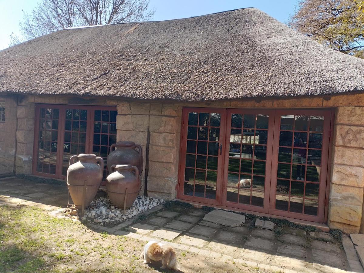 Anna Boeremeisie Guesthouse 베노니 외부 사진