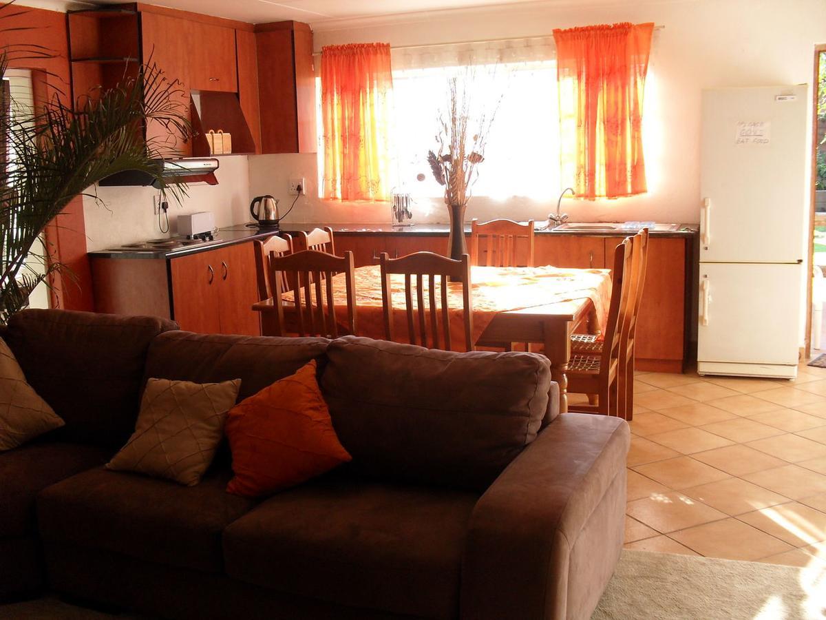 Anna Boeremeisie Guesthouse 베노니 외부 사진